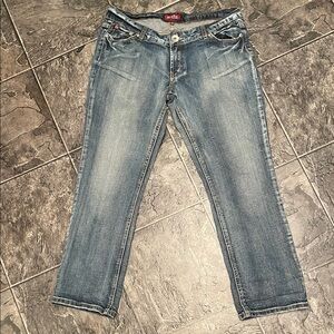 MOTO Y2K Faded Low Rise Cropped Blue Denim Jeans with Detailing size 33
